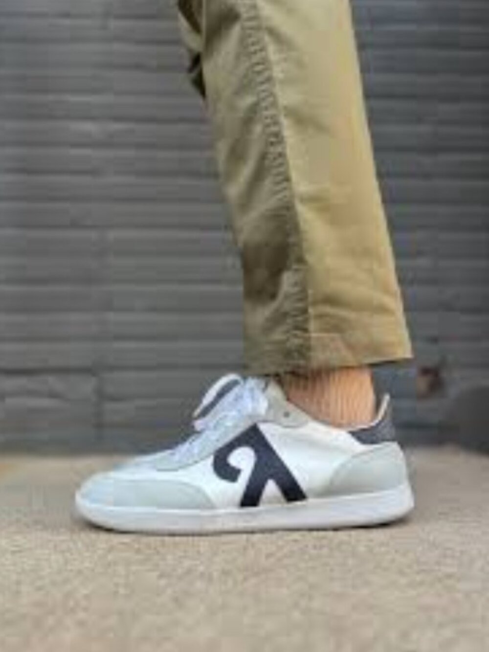 Men’s Beckett Simonon White and Navy Sneakers -Size 9 - Picture 9 of 9